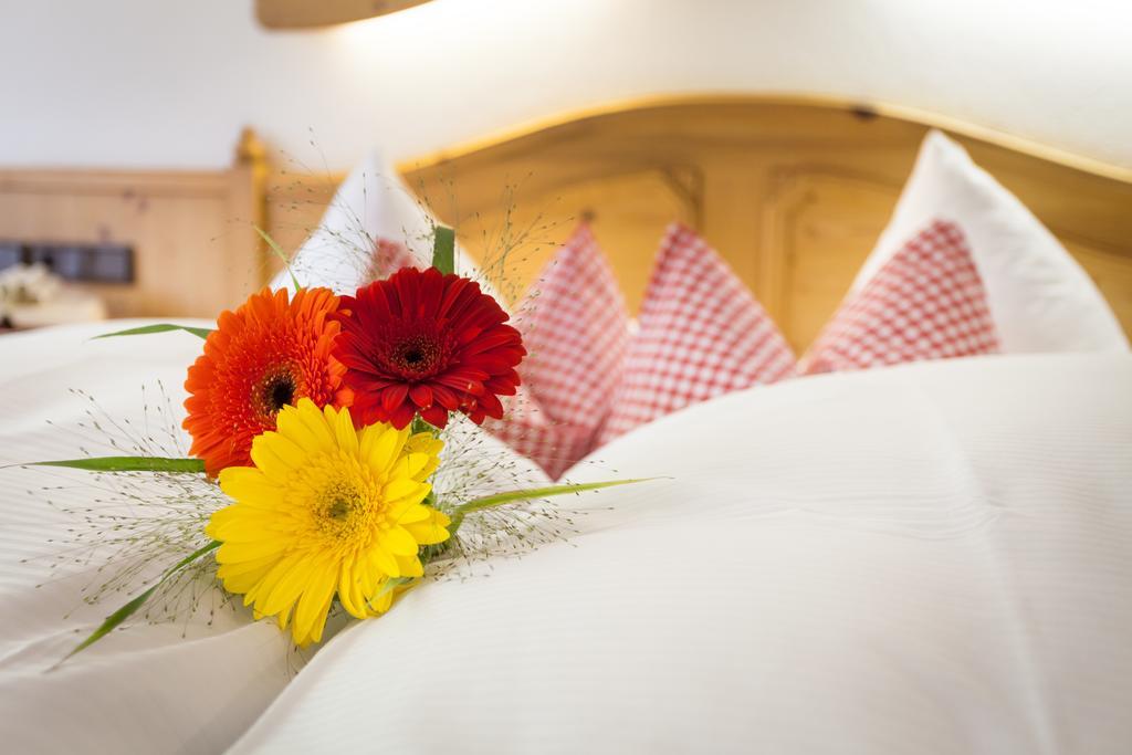 Hotel Garni Hanslerhof " Urlaub Am Bauernhof " جيرلوس المظهر الخارجي الصورة