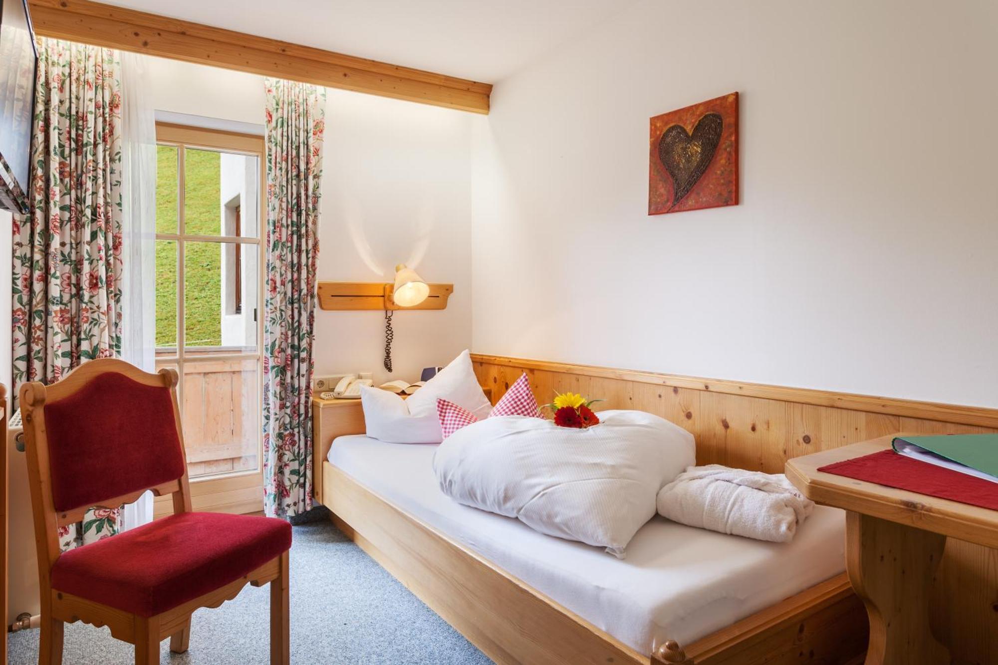 Hotel Garni Hanslerhof " Urlaub Am Bauernhof " جيرلوس المظهر الخارجي الصورة