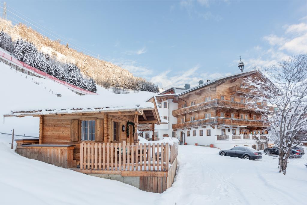 Hotel Garni Hanslerhof " Urlaub Am Bauernhof " جيرلوس المظهر الخارجي الصورة
