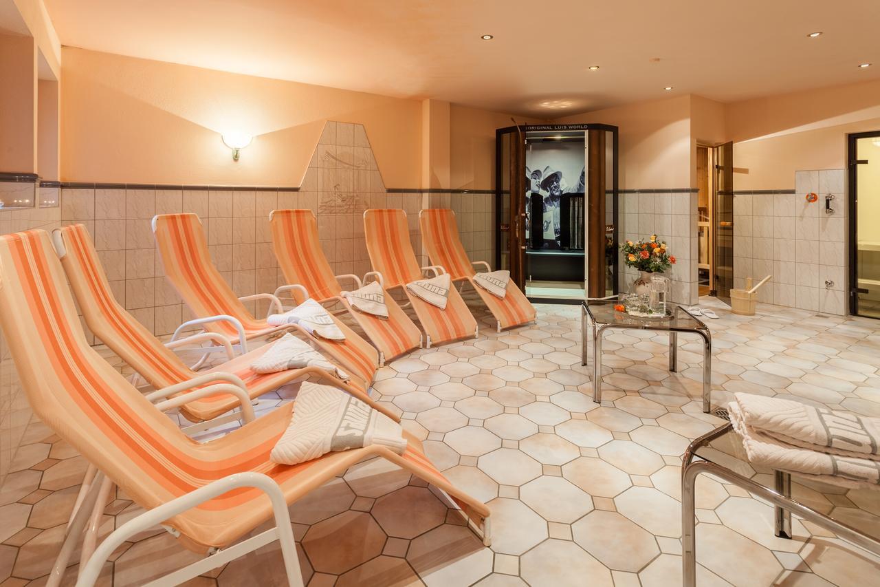 Hotel Garni Hanslerhof " Urlaub Am Bauernhof " جيرلوس المظهر الخارجي الصورة